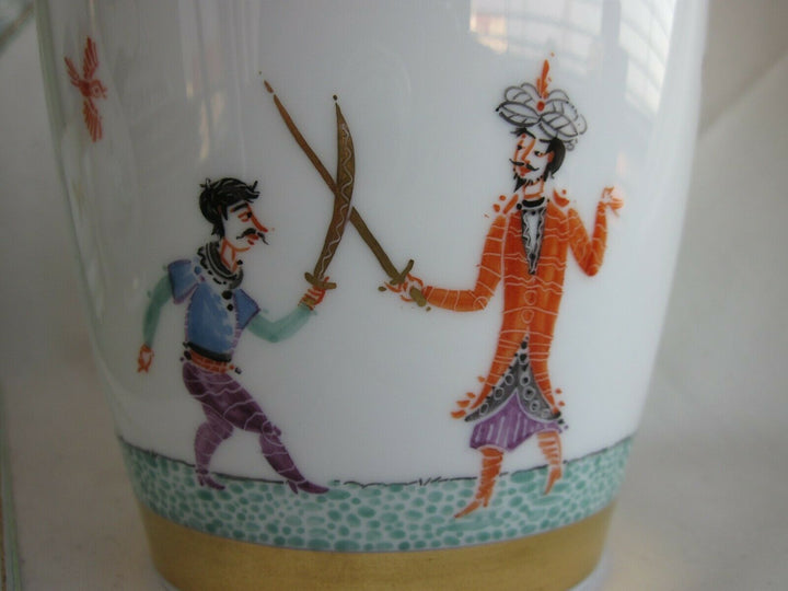 Schöne Meissen Vase in Dekor 1001 Nacht