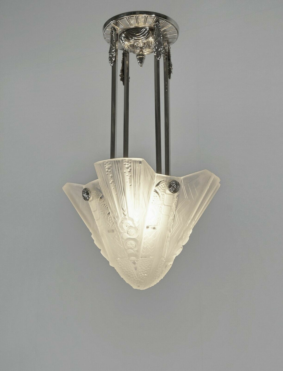 PETITOT & MULLER : FRENCH 1930 ART DECO PENDANT CHANDELIER . lamp ceiling light
