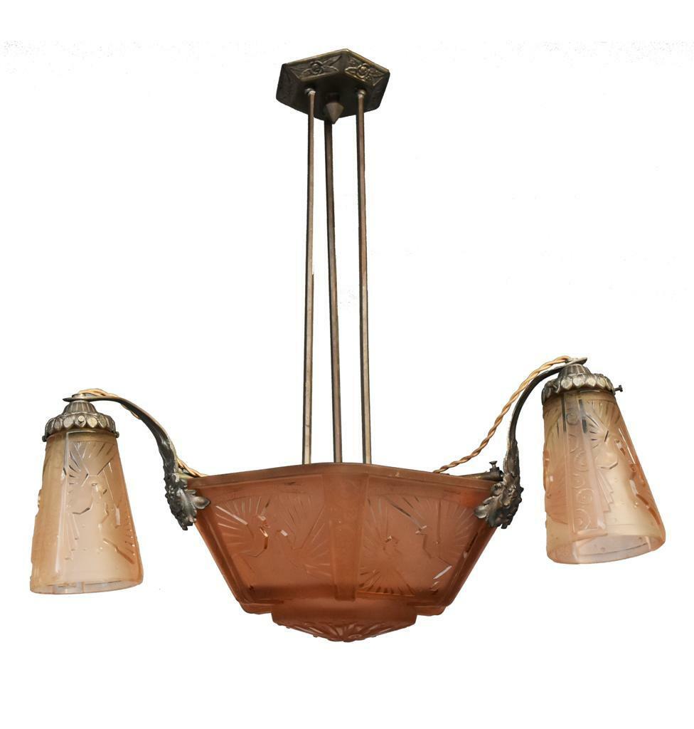 Lustre à tulipes années 1930 Art déco verre moulé Muller Frères