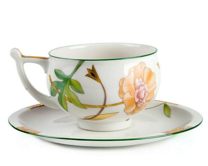 Laurentia Teacup and Saucer by Imperial Porcelain Russian Lomonosov China LFZ