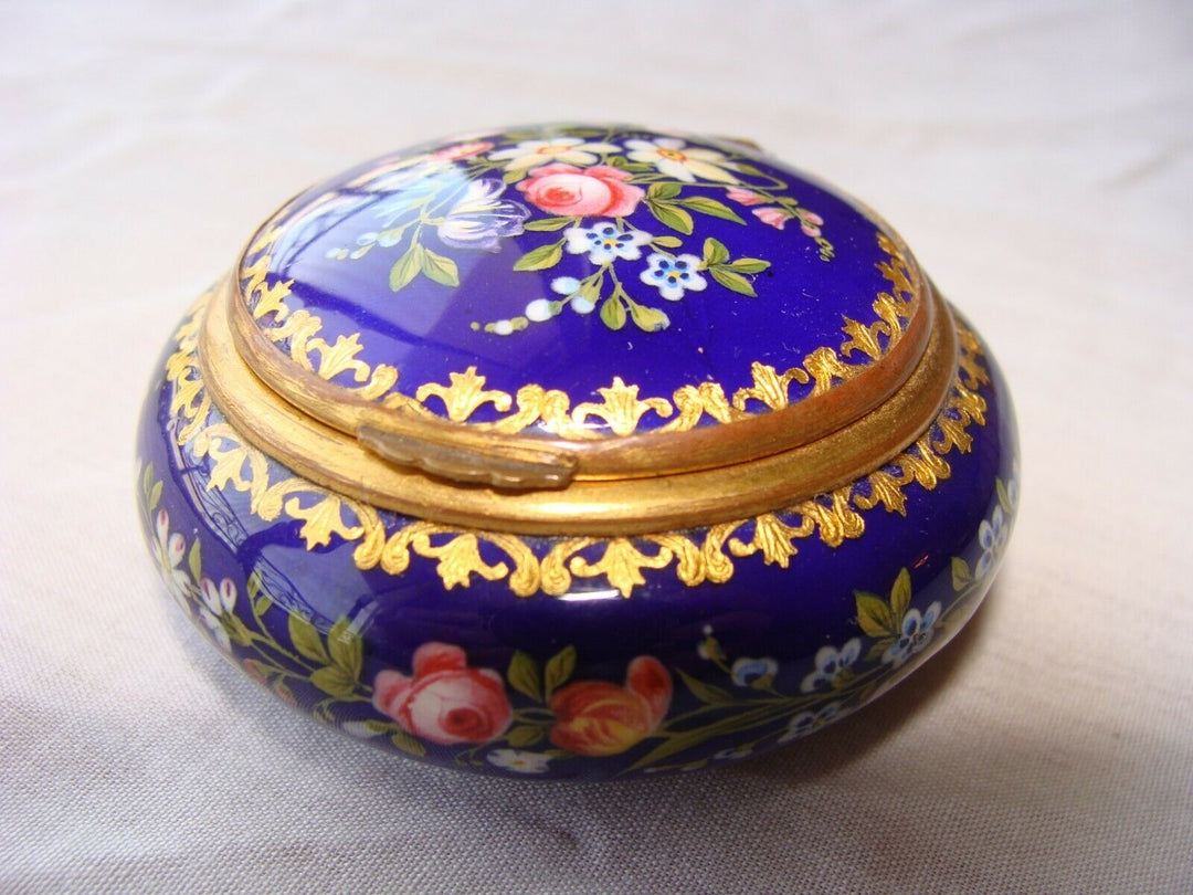 FRENCH 19 CENTURY ENAMEL BRONZE PILL BOX
