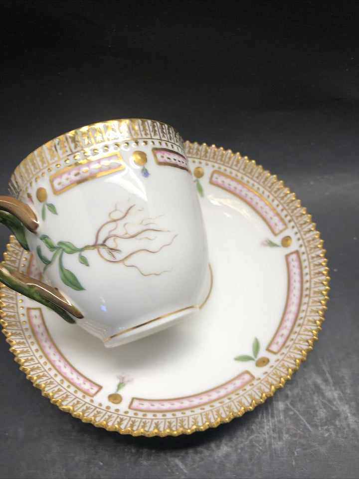 ロイヤルコペンハーゲン　フローラダニカ　コーヒーカップ＆ソーサー　No 20/3597