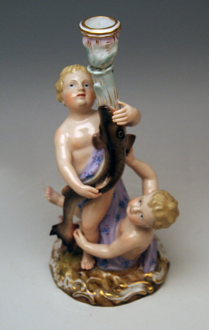 MEISSEN マイセン FIGUR 2 PUTTEN KERZENLEUCHTER DELFINEN CANDLESTICKS CHERUBS UM 1870