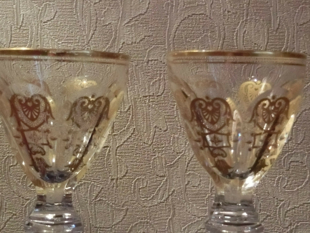 2 Stck. Baccarat / France Likörgläser Form Harcourt - Dekor Empire gold