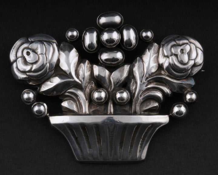 Georg Jensen Sterling Brooch w. Silverballs # 67, Basket. Silver. GJ himself.