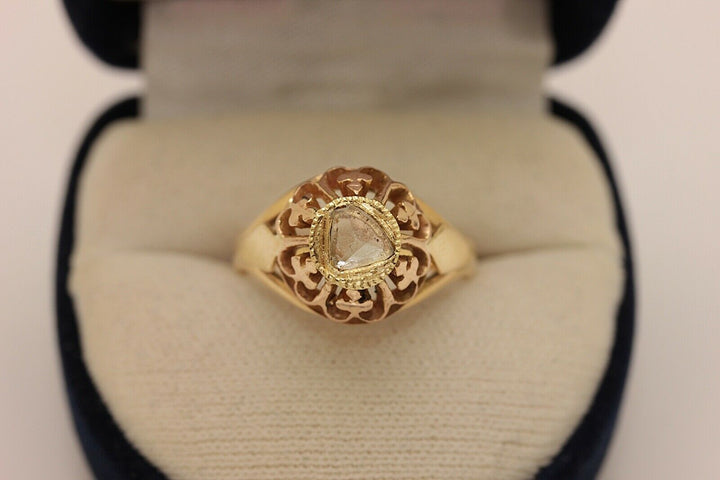 アンティーク ヴィクトリアン 18K ナチュラルローズカットダイヤモンドのソリテールリング