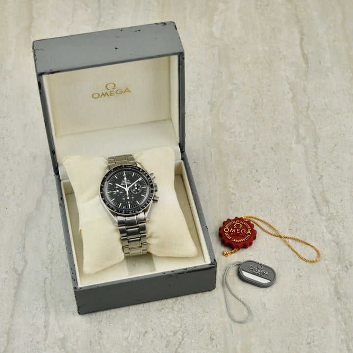 Vintage C.1996 Omega Speedmaster Professional 3570.50 Tritium steel watch w/box