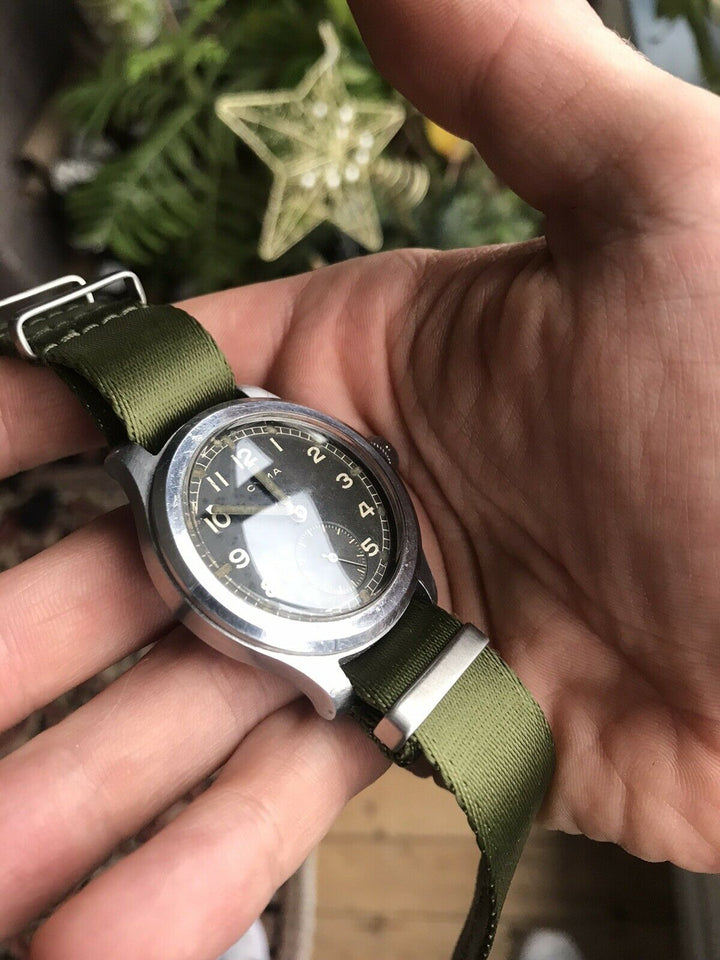 シーマ「ダーティ・ダース」ミリタリーウォッチ