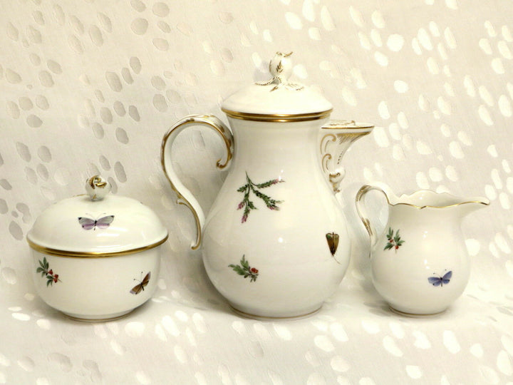 TOP-Meissen 1.Wahl Mocca-/Espresso-Service, Vögel, Insekten, & Kuchenteller ©
