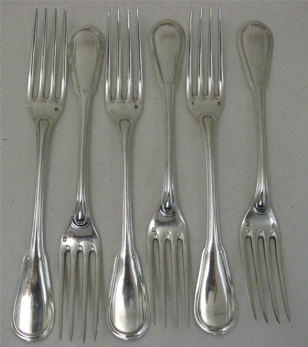 6 belles fourchettes, argent massif, Minerve, Puiforcat, excellent état.