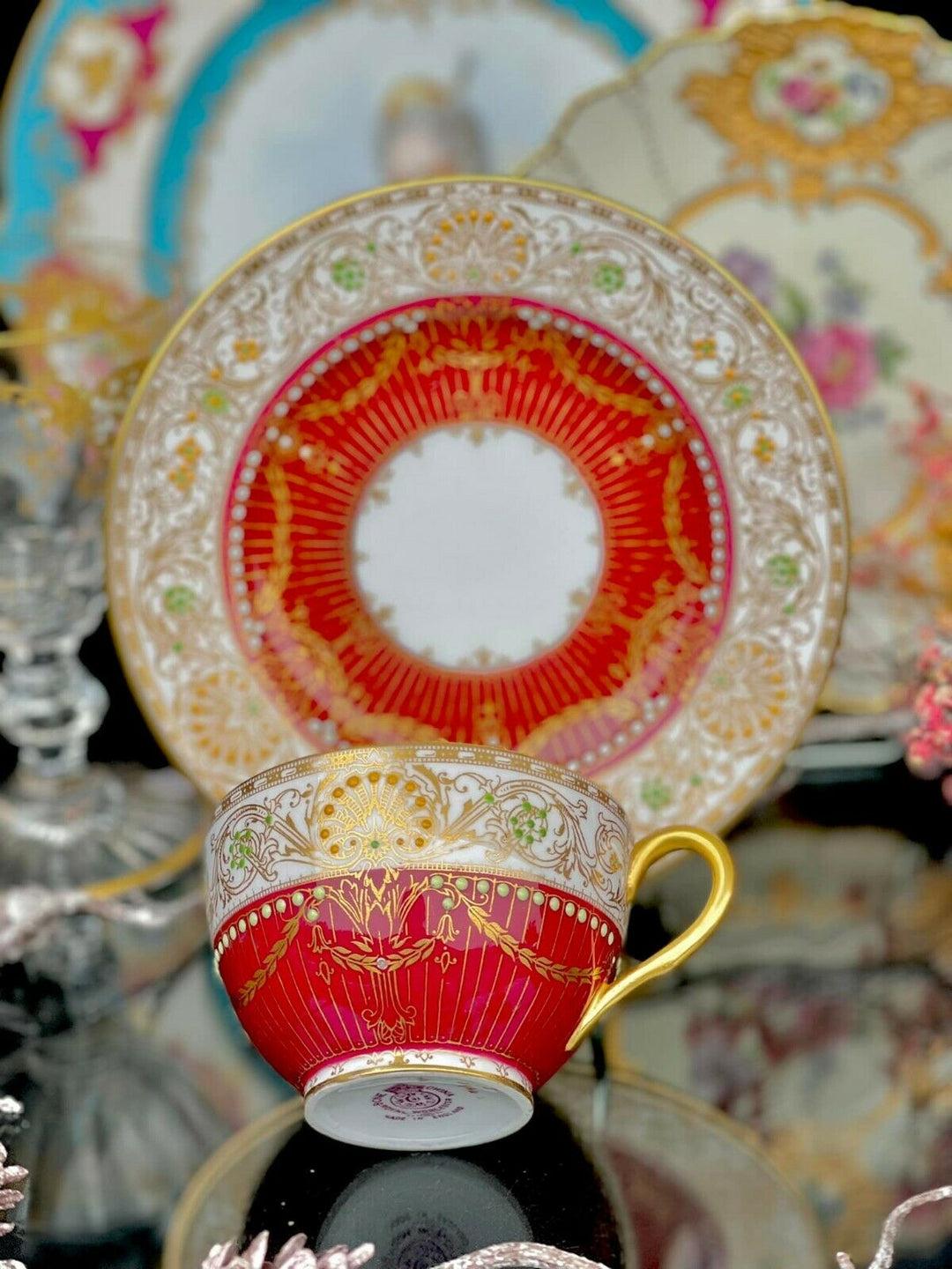 ロイヤルウースター　アンティーク　ティーカップ&ソーサー　ゴールドエナメルジュール