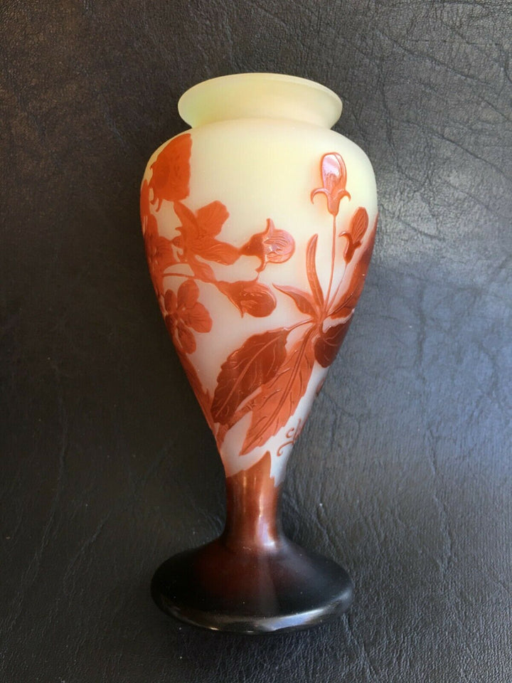 エミールガレ(GALLE)　桃の花の花瓶　1900年