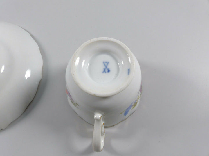 Meissen Kaffeetasse Untertasse A-Kante Blumen Bukett schräg 2. Wahl 111120