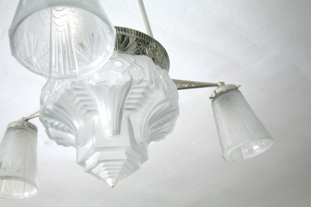 original Muller Freres Art Deco Leuchter in perfektem Zustand, signiert