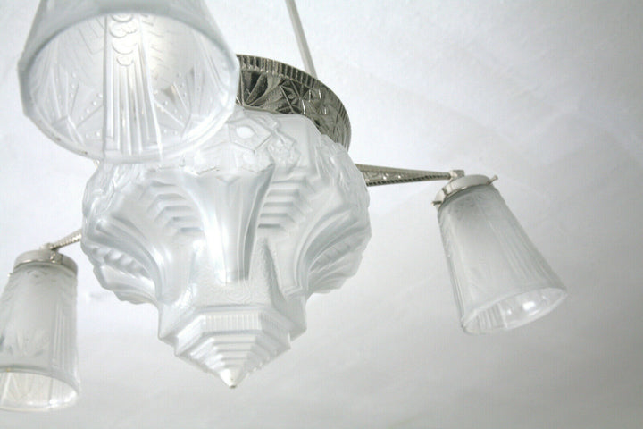 original Muller Freres Art Deco Leuchter in perfektem Zustand, signiert