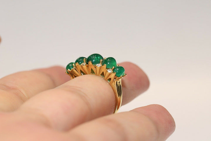 18K ナチュラルダイヤモンドとカボションカットエメラルドのリング