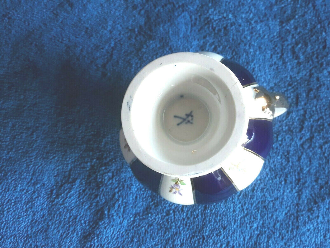 Sehr schönes Meissen Milchkännchen X-Form Kobaltblau -Selten-