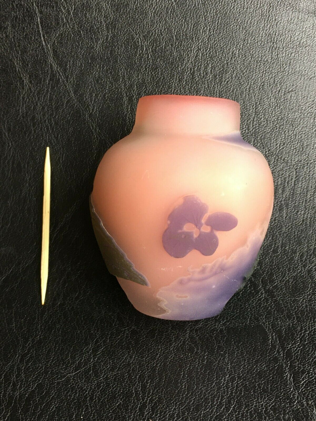 エミールガレ　紫陽花の花が描かれた花瓶（ミニチュアール）