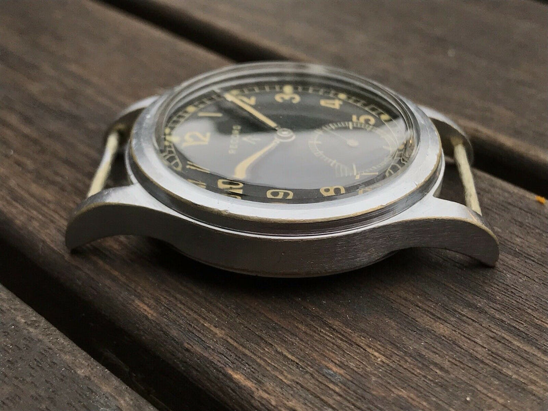 レコード　WWW ダーティ・ダース ミリタリーウォッチ イギリス軍 キャリバー022k