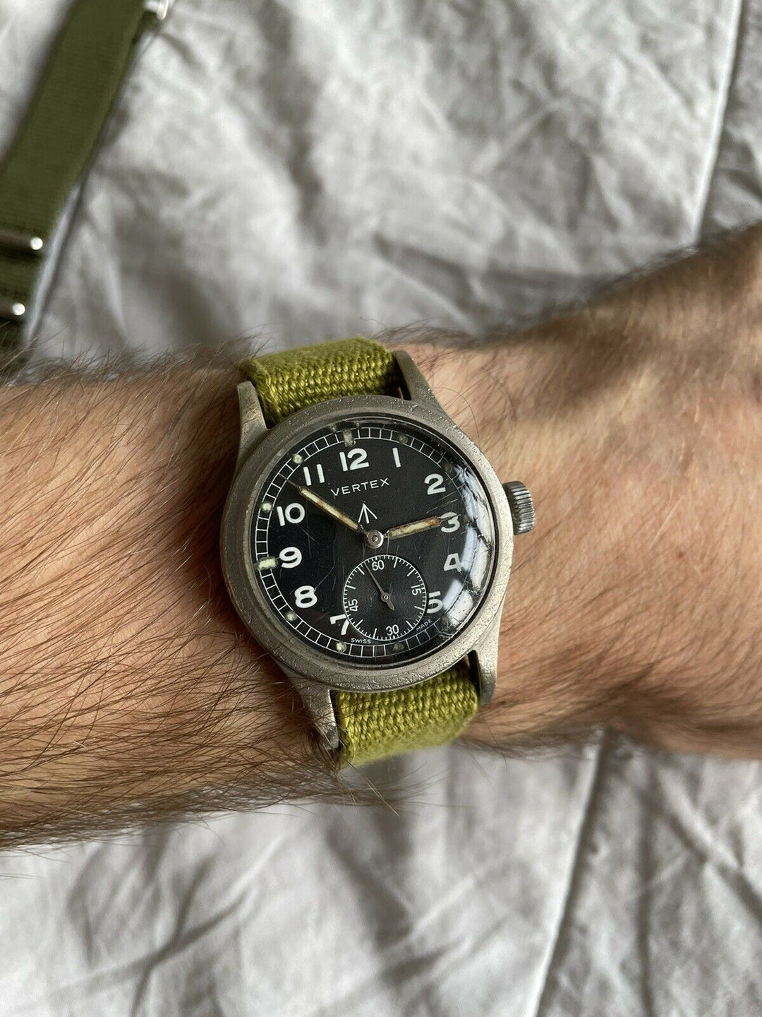 WW2 バーテックス　イギリス（スイス）軍　ミリタリーウォッチ　ダーティ・ダース