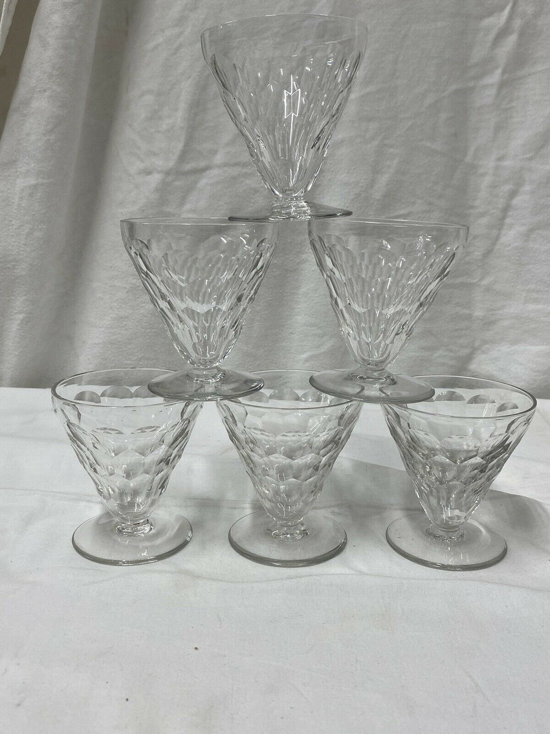 BACCARAT 6 VERRES À VIN BLANC CRISTAL DÉCOR ÉCAILLE MODÈLE CHAUNY LOT 2.