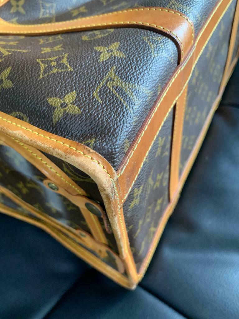 AUTH LOUIS VUITTON MONOGRAM SAC Chien ４0 Dog Pet Carrier Bag Purse Travel LV23