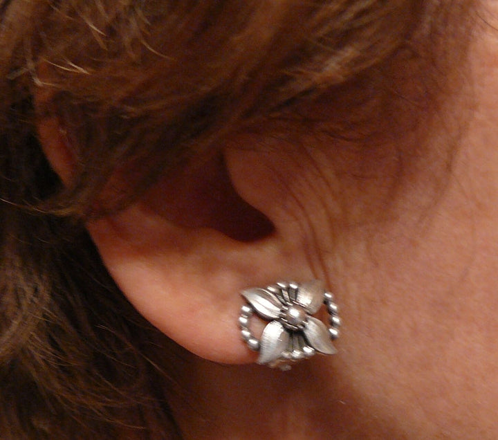 Boucles oreille argent Fleur 1998 GEORG JENSEN Sterling Silver Dogwood Earclips