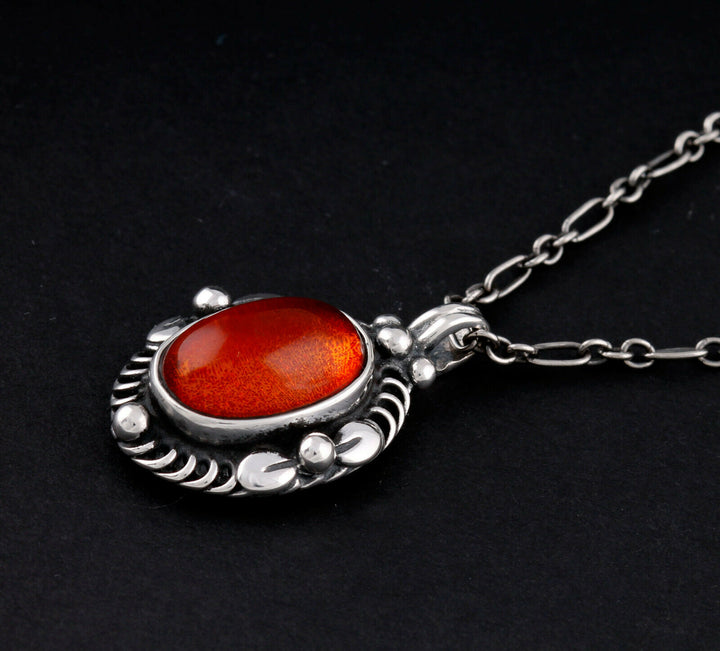 GEORG JENSEN Sterling Silver Pendant Of The Year 1995 w. Amber. DENMARK. 3412195
