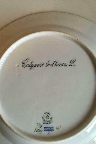 Royal Copenhagen Flora Danica Dinner Plate No 735/3549