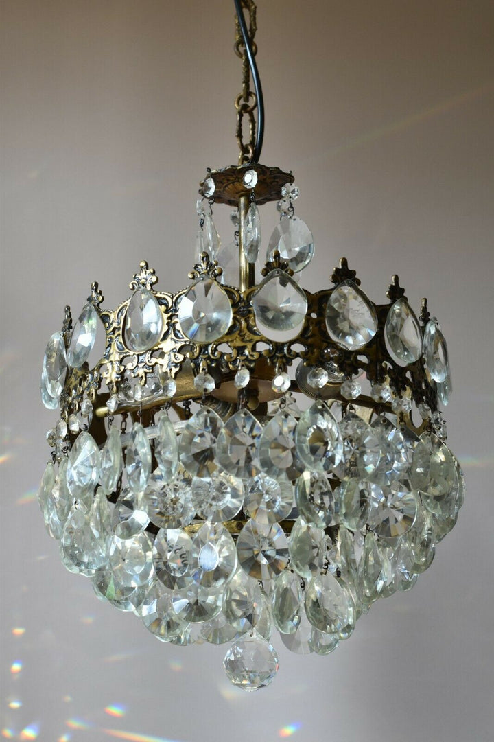 ビンテージシャンデリア クリスタルビーズ付き ビンテージシャンデリア クリスタルビーズ付き