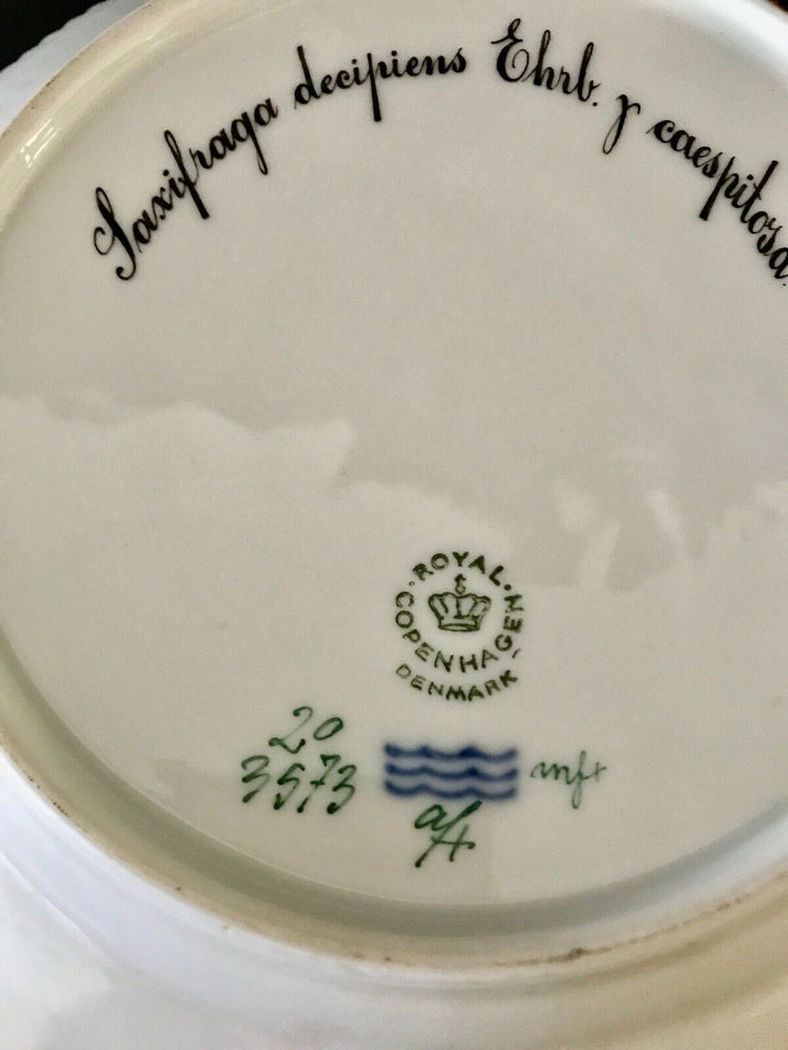 Royal Copenhagen FLORA DANICA Porcelain 7 1/2" Salad Plate #3573