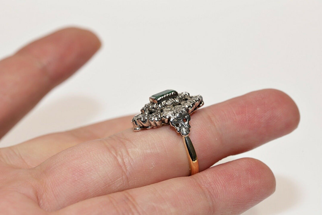 アンティーク ヴィクトリアン 18K ナチュラルローズカットダイヤモンドとエメラルドのナヴェットリング