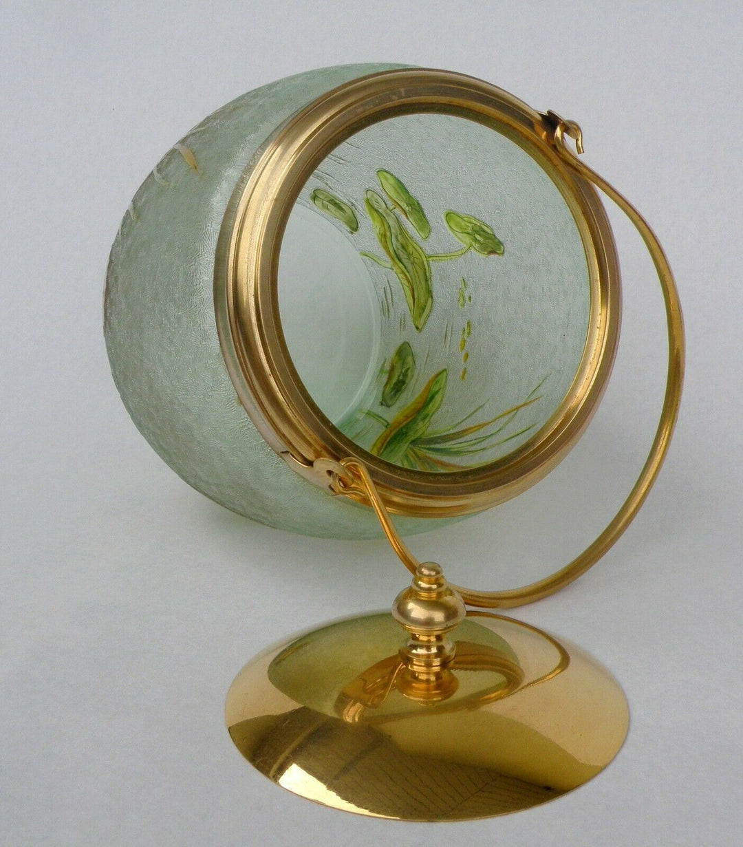 Baccarat ?Saint Louis ? Fabulous Art Nouveau Candy Box Acid Engraved Lilies