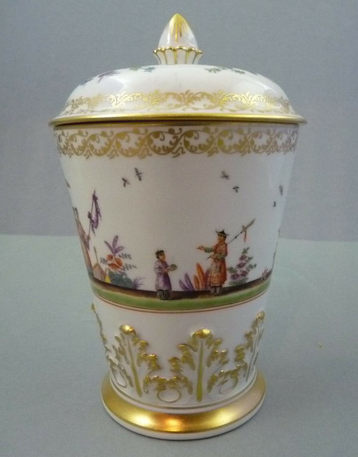 NP 18.400,--€ Deckelpokal Chinoserien umlaufend Hoeroldt 1.Wahl TOP Meissen