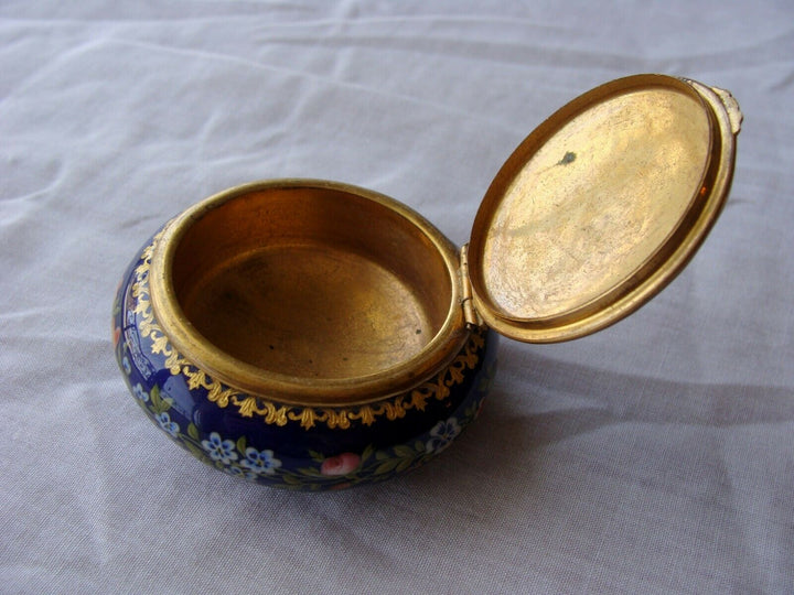 FRENCH 19 CENTURY ENAMEL BRONZE PILL BOX