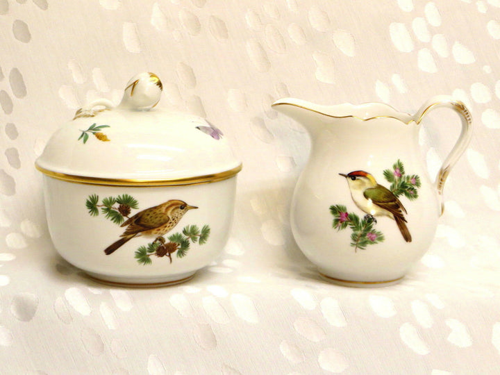 TOP-Meissen 1.Wahl Mocca-/Espresso-Service, Vögel, Insekten, & Kuchenteller ©