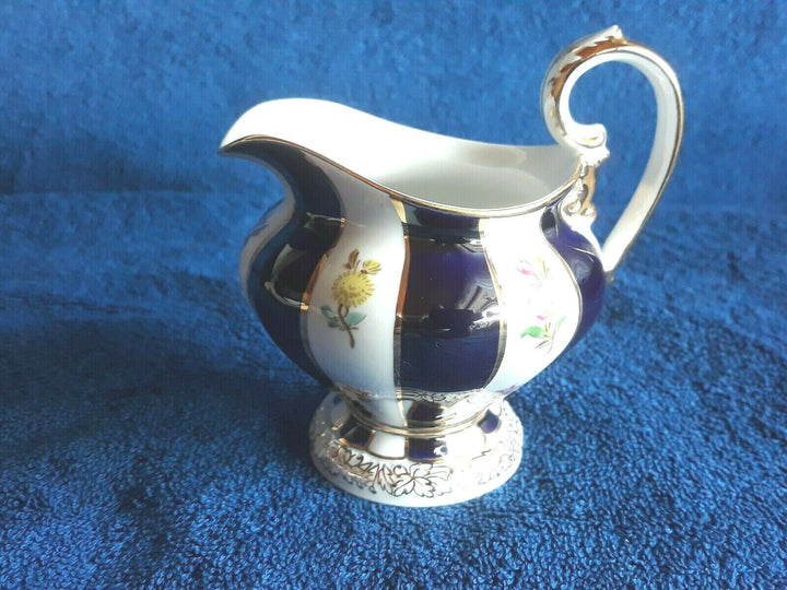 Sehr schönes Meissen Milchkännchen X-Form Kobaltblau -Selten-