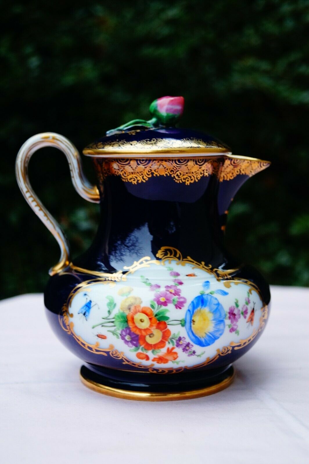Meissen handpainted antique blue cobalt pot Dresden