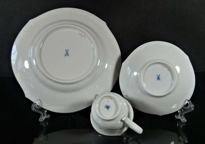 Meissen 3 tlg. Wellenspiel Relief Waldflora mit Insekten Mokkagedeck 1. Wahl