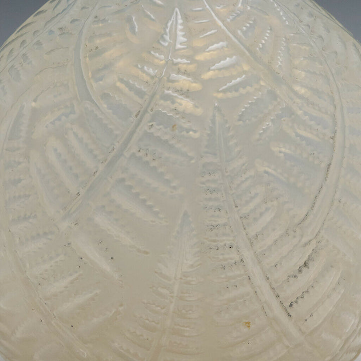 Opalescent Rene Lalique Espalion Vase Designed 1927 Marcilhac 996