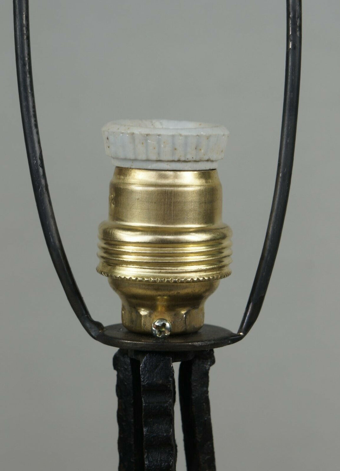 デュゲ　フランス製アールデコランプ　1930年　錬鉄製