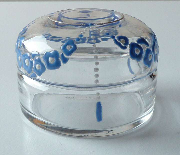 Boite à poudre ronde en cristal de BACCARAT décor émaillé Georges Chevalier