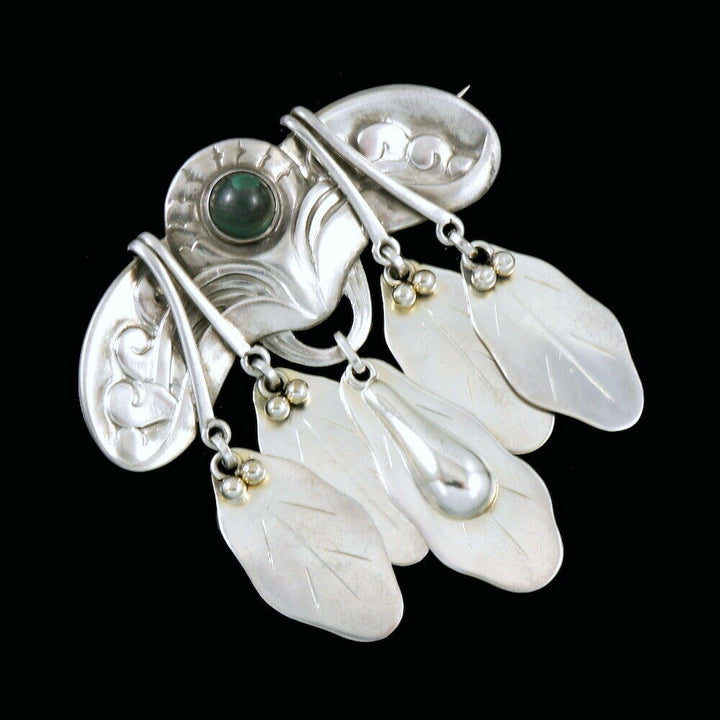 Georg Jensen. 826S Silver Brooch with Malachite #14 - 1904-1908 Hallmarks