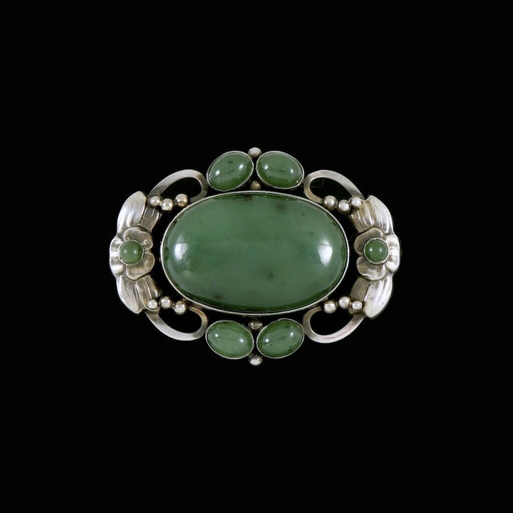 ジョージジェンセン　スターリングシルバー　ネフライトのブローチ　#78B