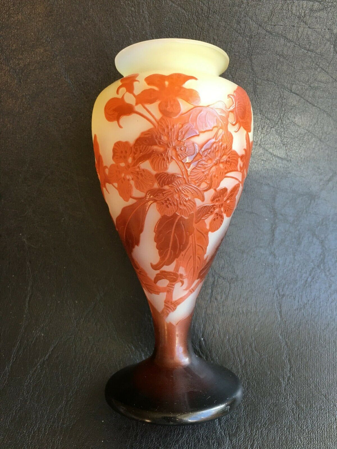 エミールガレ(GALLE)　桃の花の花瓶　1900年