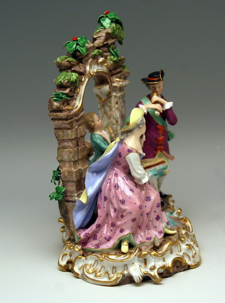 MEISSEN マイセン人形「音楽一家」
