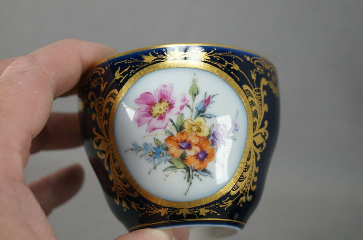 KPM Berlin Hand Painted Floral Floral Cobalt & Gold Tea Cup & Saucer E
