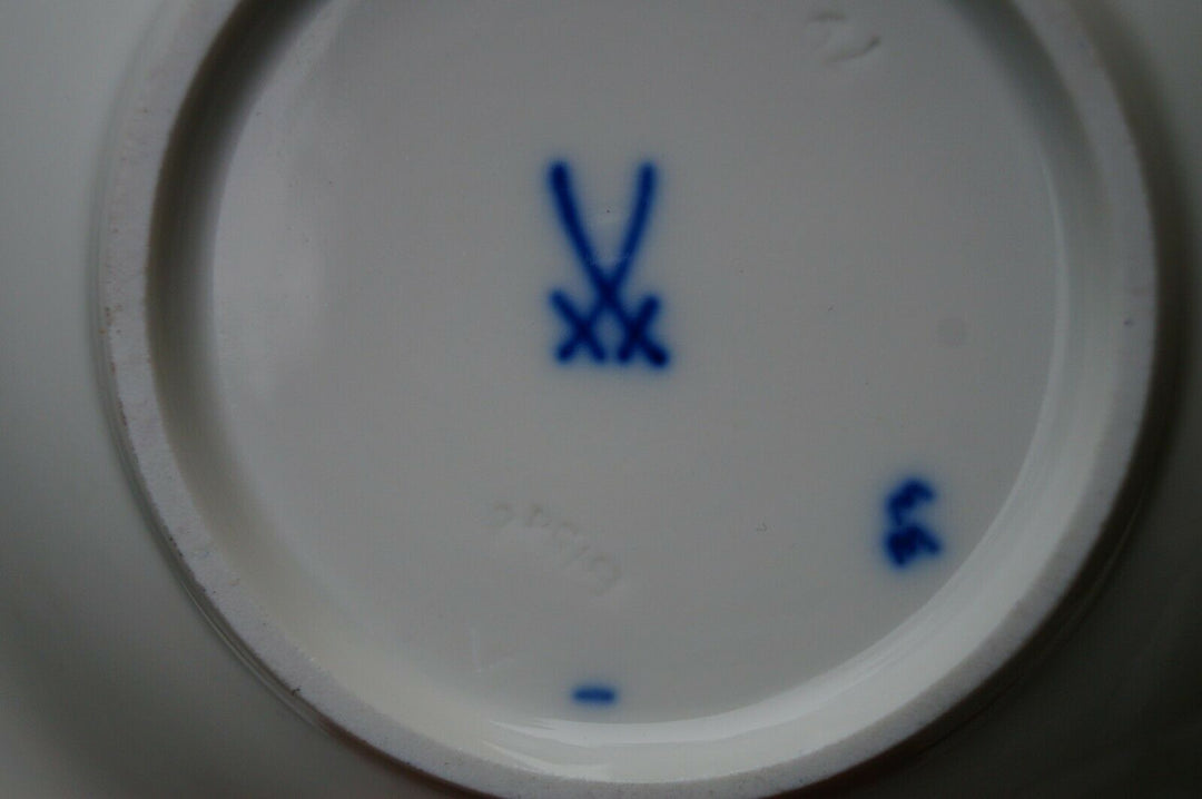 Meissen handpainted kingblue Leuteritz B form 2 pcs Mocha cups w 2 pcs saucers