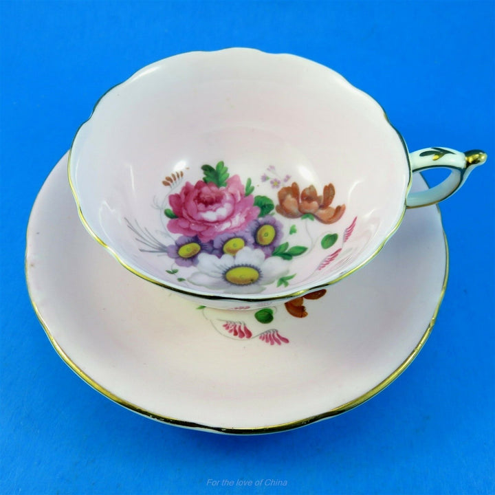 パラゴン　ライトピンク地に煌めくフローラルブーケ　カップ&ソーサー