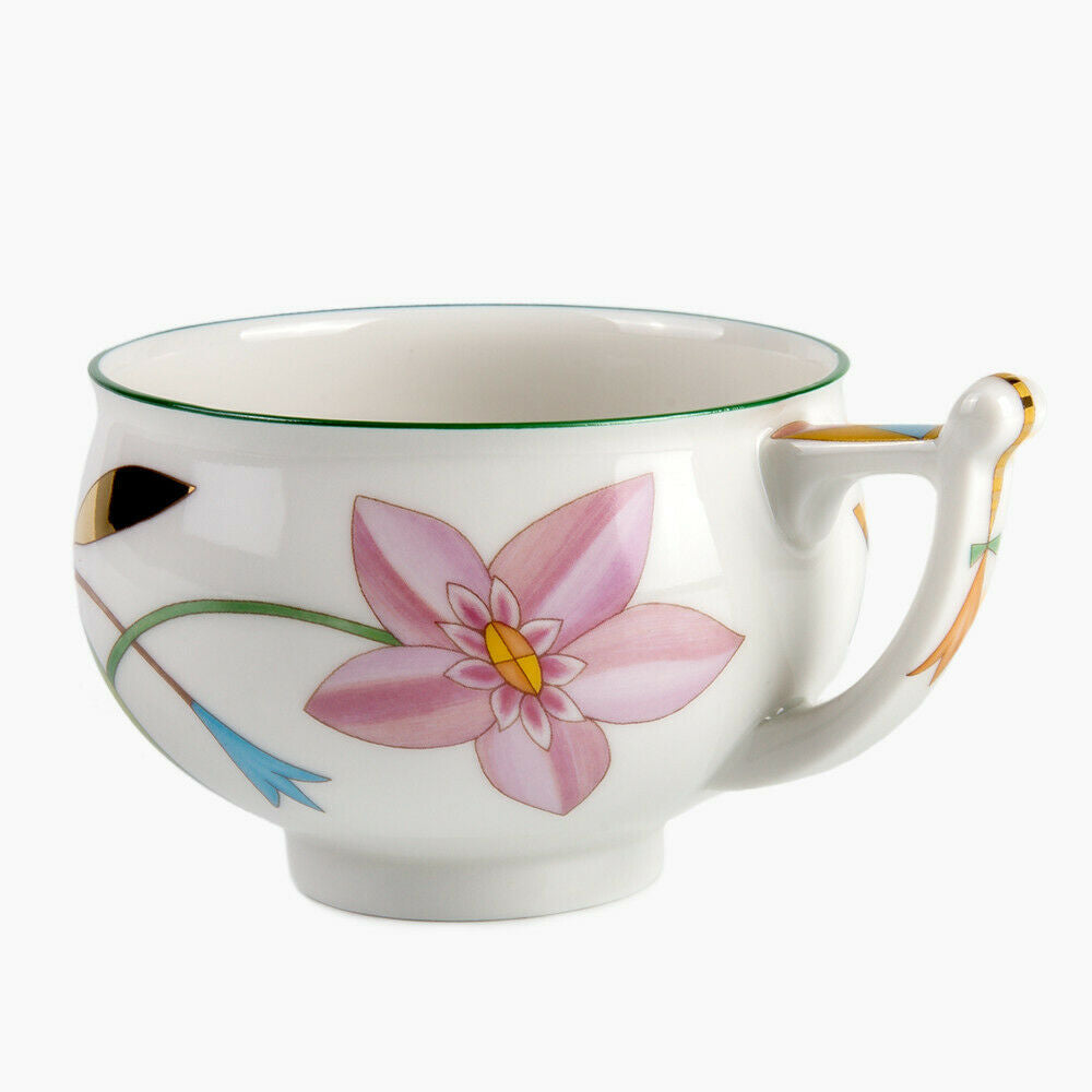 Laurentia Teacup and Saucer by Imperial Porcelain Russian Lomonosov China LFZ